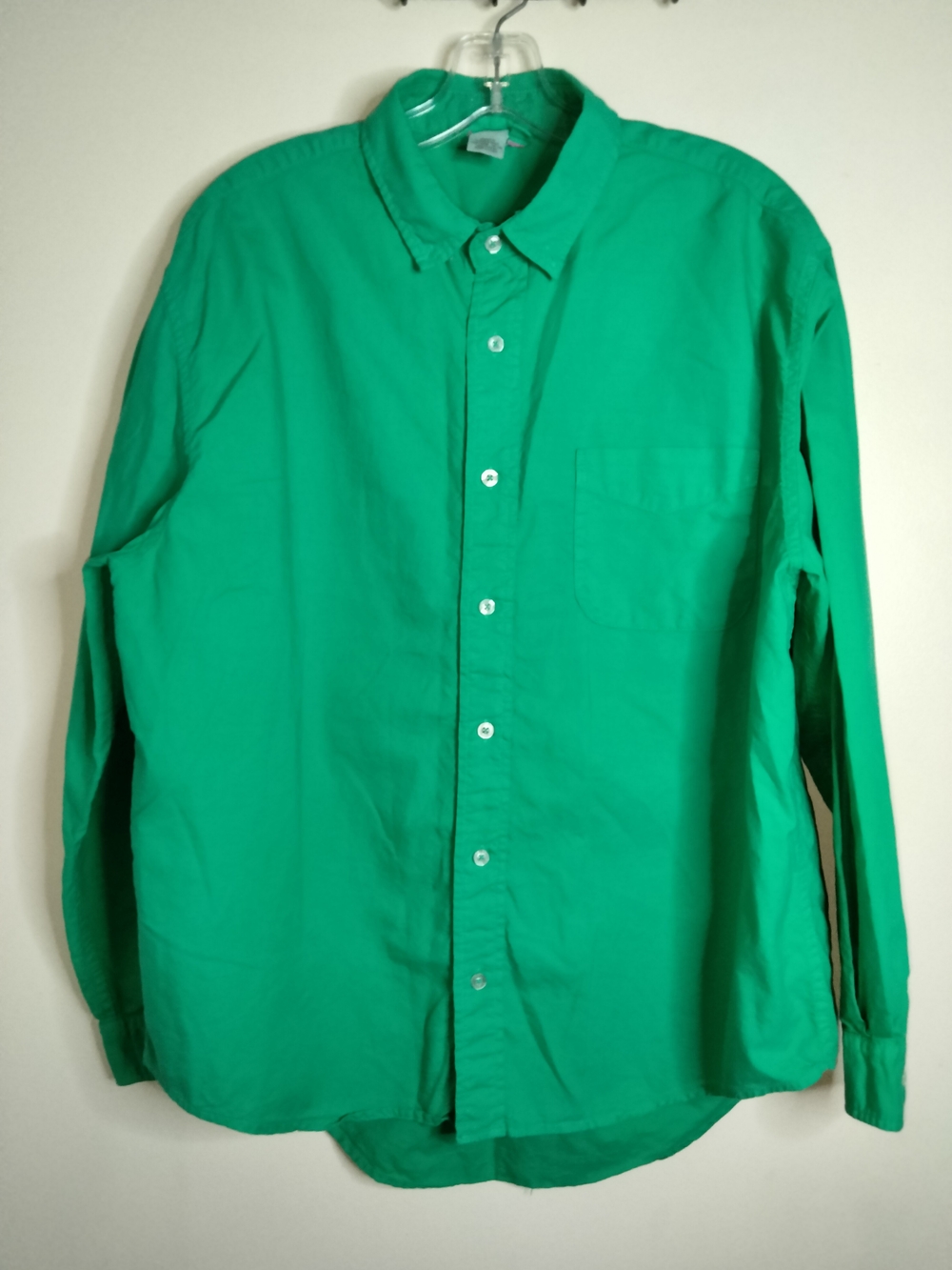 fresh produce (Size M) Vibrant Green Cotton LS Classsic Button-Down Oxford Shirt